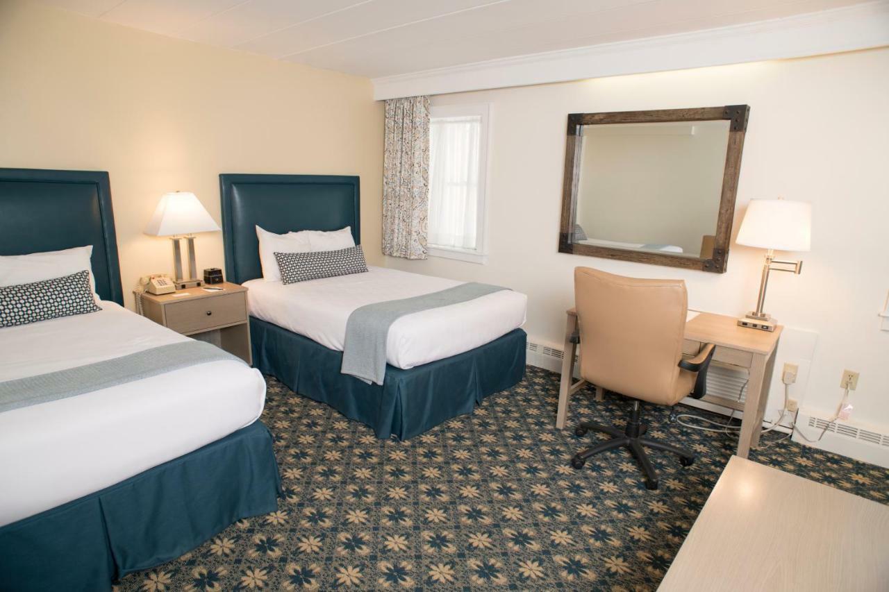 Middlebury Inn Екстериор снимка